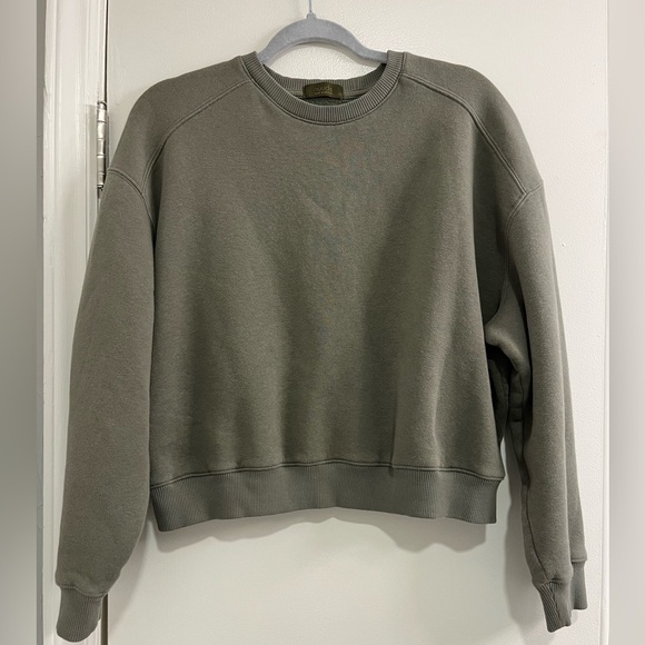 Nuuds Cropped Crewneck Sweatshirt in Olive Size XS - Picture 5 of 14
